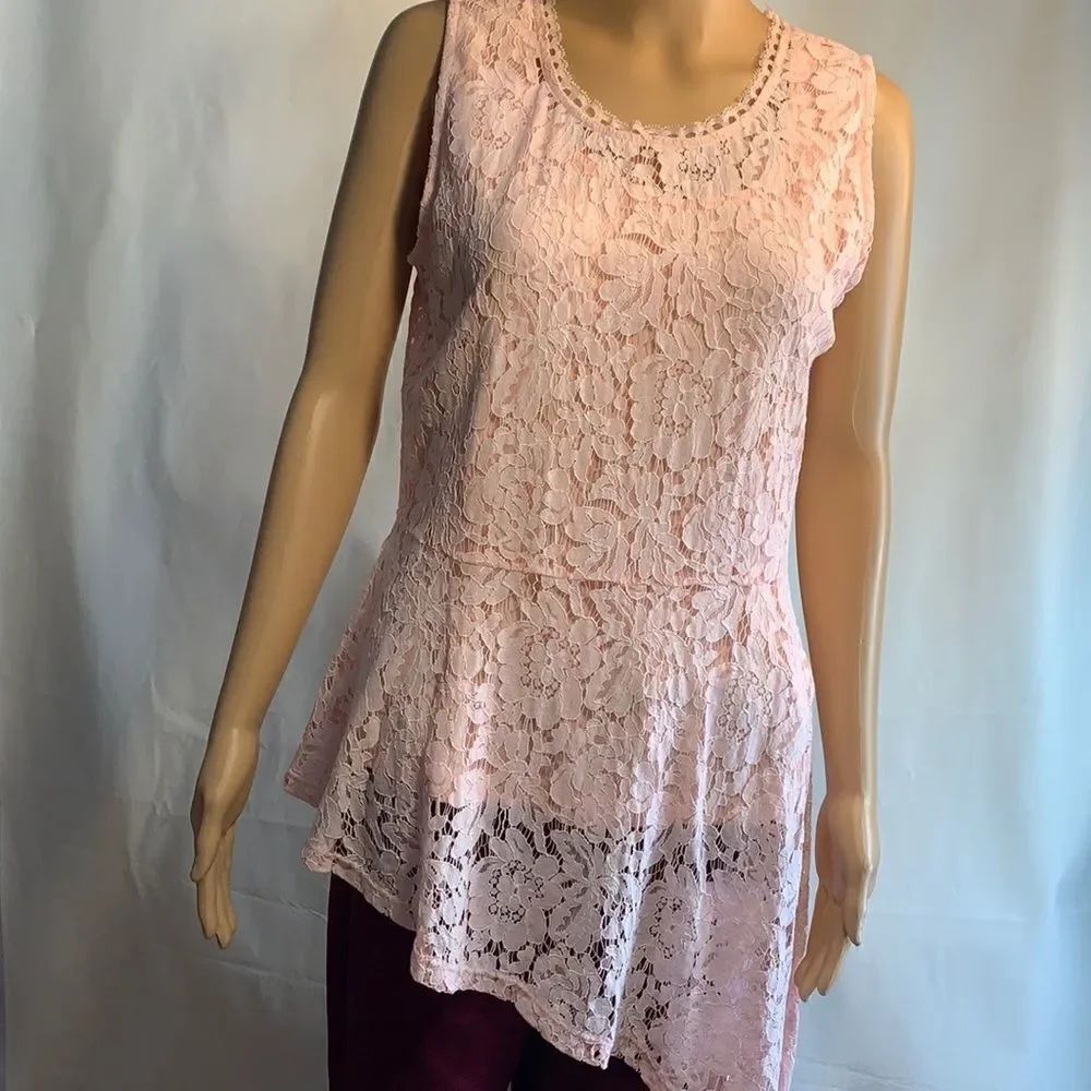 IsaacMizrahiLIVE Medium Lined Pink Lace Top